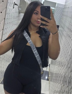 Soy una morena muy tropical