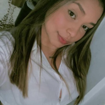 Venezolana joven y, Alicante
