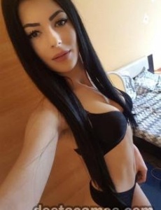 Hola soy adina te espero a conoserme me dudes en venir a pasar un mometo con migo te espero tan sexi