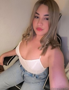 Latina jovencita preciosa cariÑosa dulce muy completa lista para vivir momentos inolvidables