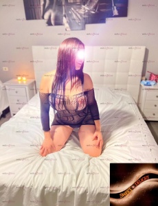 Karina con el placer de darte los más ardientes deseos