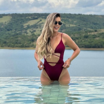 Nueva rica jovencita 23 años 24 hrs, Alicante