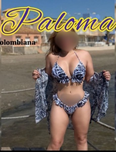 Elegante y preciosa colombiana 