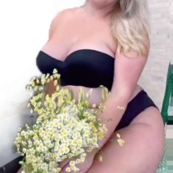 Gordita magnífica,, madurita. Estoy entre denia y ondara, Denia