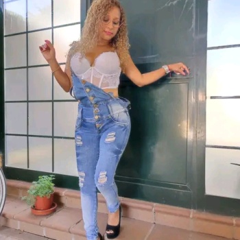 Coral delicioso masaje con tu chica ardiente..., Elda