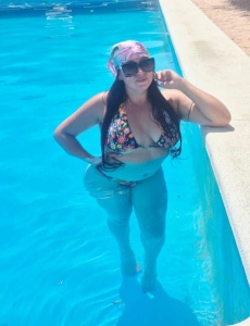 Hola soy Sofía una chica muy caliente 